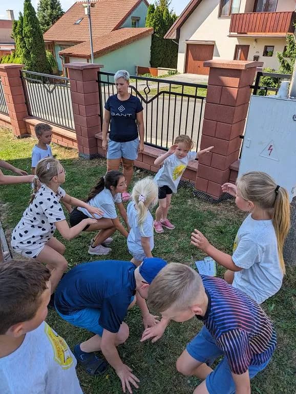 Fotografie z článku: Přívesnický tábor