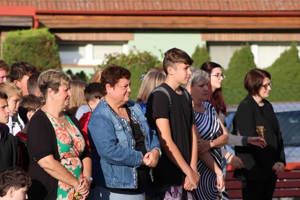 Fotografie z článku: Jak jsme zahájili nový školní rok
