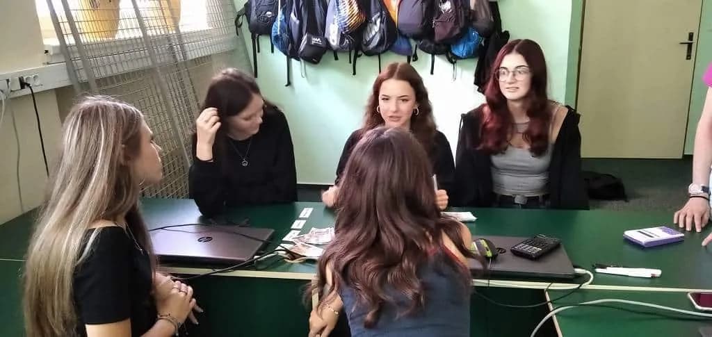 Fotografie z článku: Legiovlak a Finanční gramotnost