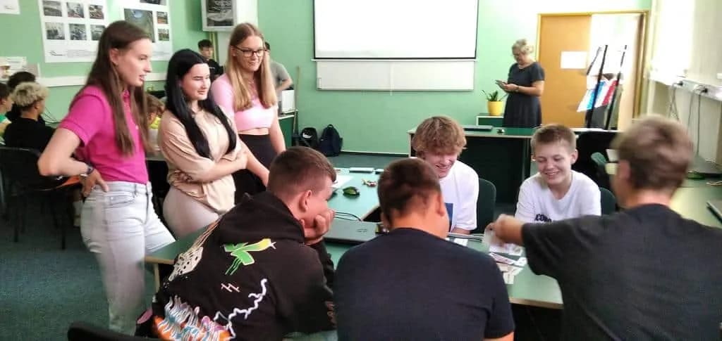 Fotografie z článku: Legiovlak a Finanční gramotnost