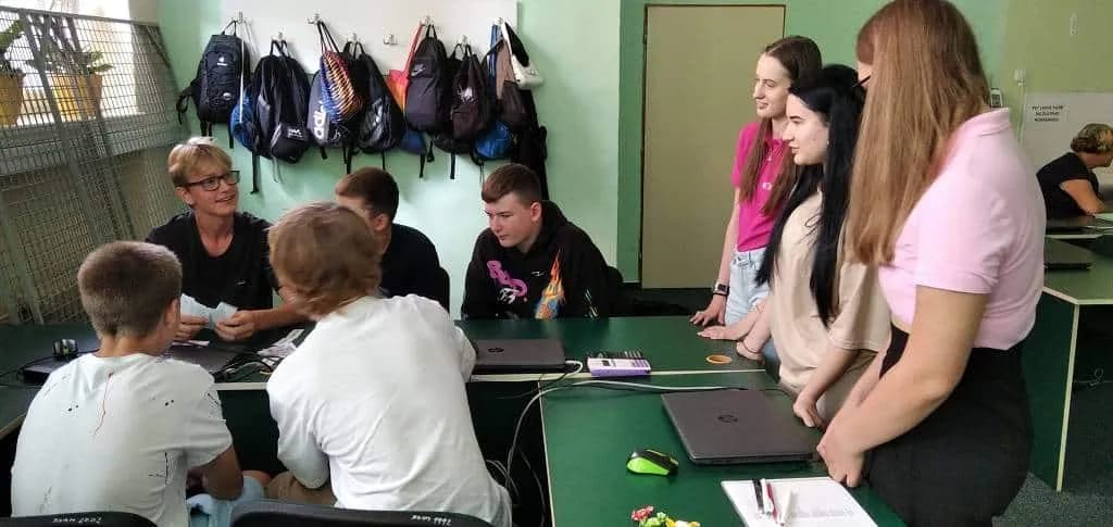 Fotografie z článku: Legiovlak a Finanční gramotnost