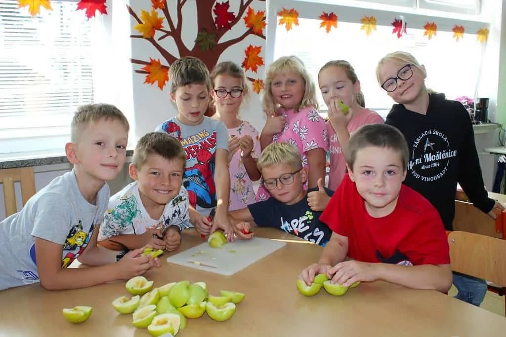 Fotografie z článku: Ovocný týden u Smajlíků