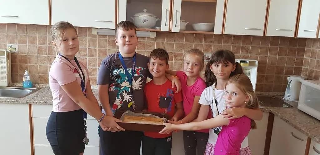Fotografie z článku: Podzim v zahradách, polích a lesích - Veverky ŠD