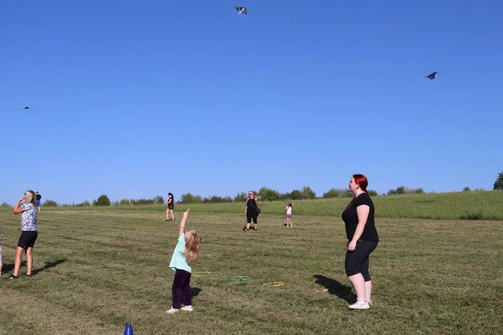 Fotografie z článku: Drakiáda v MŠ