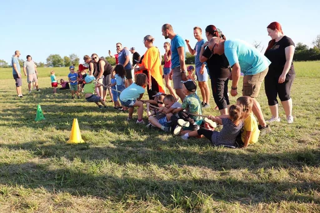 Fotografie z článku: Drakiáda v MŠ