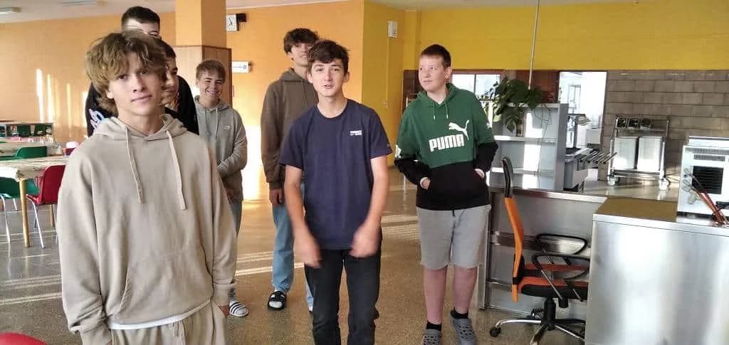 Fotografie z článku: Exkurze do školní jídelny
