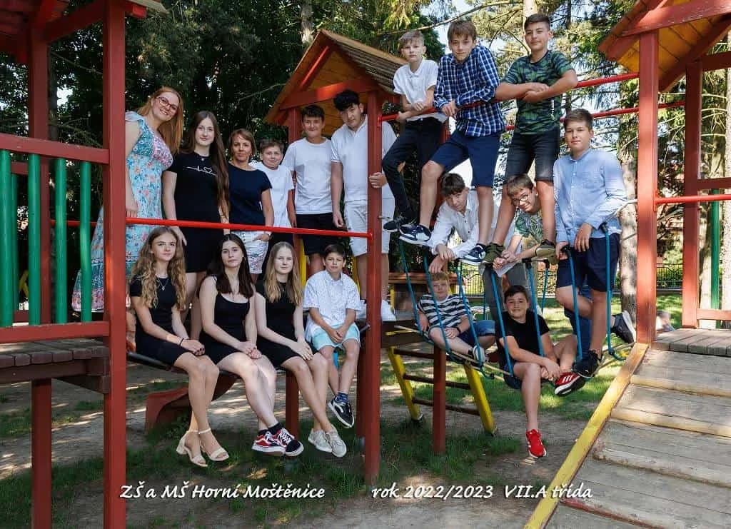 Fotografie z článku: Fotografie tříd 2022/2023