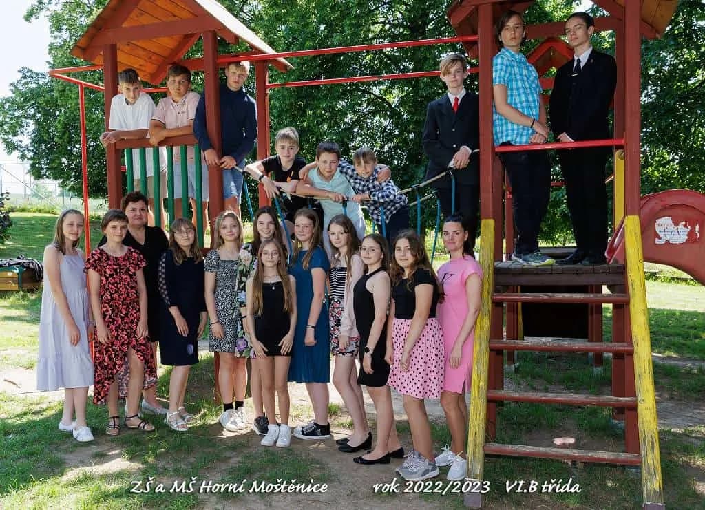 Fotografie z článku: Fotografie tříd 2022/2023