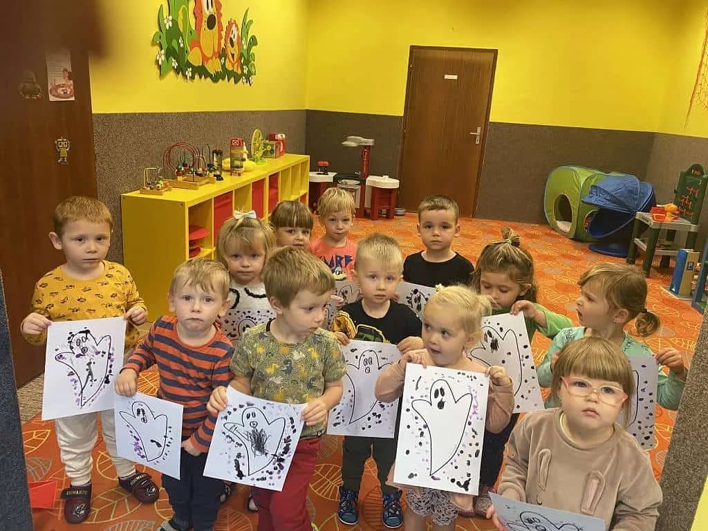 Fotografie z článku: Strašidelná školka