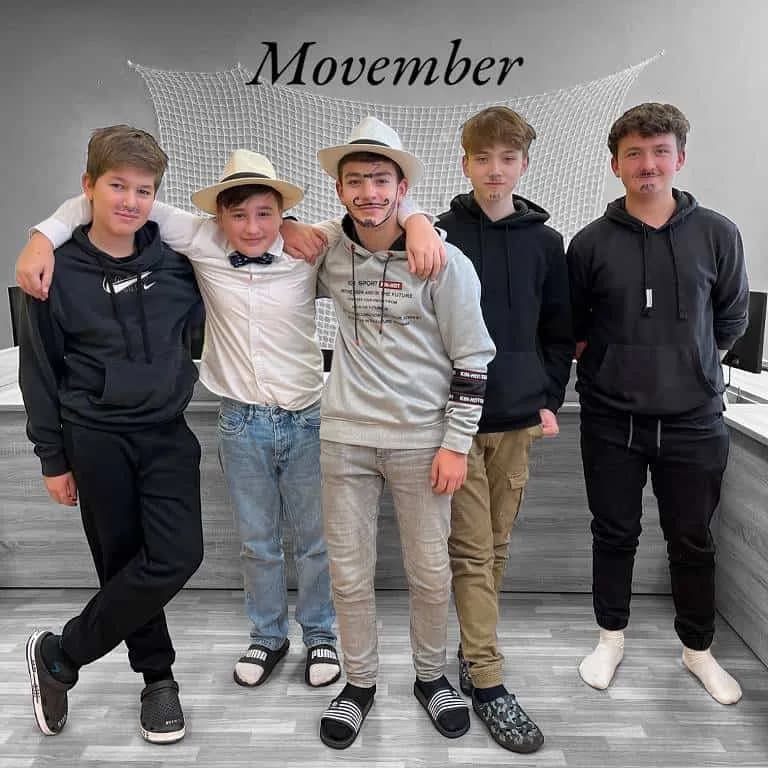 Fotografie z článku: Movember