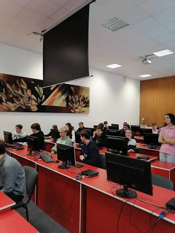 Fotografie z článku: Čtyřlístek - soutěž pro žáky 9. tříd