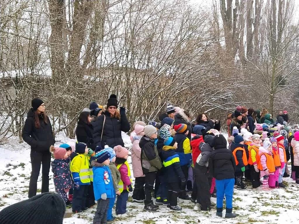 Fotografie z článku: Balónová pošta