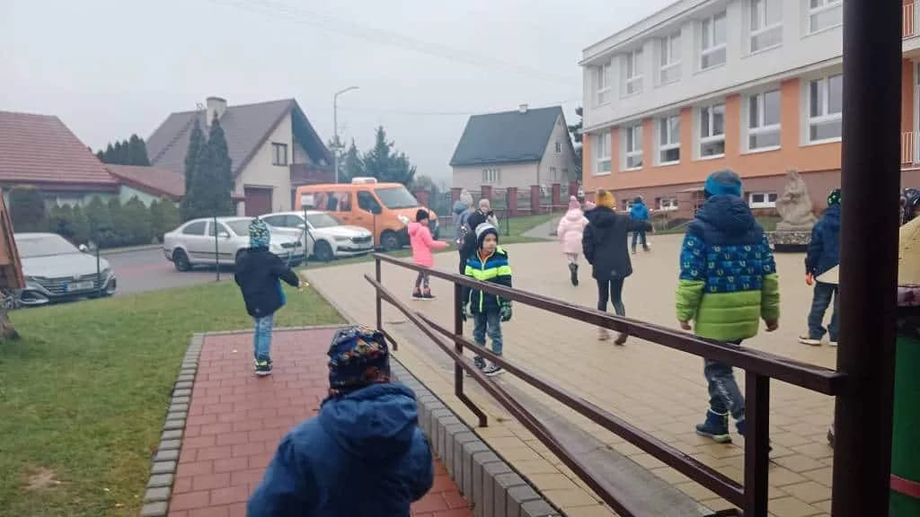 Fotografie z článku: Veverky a Sovičky taky zpívají koledy