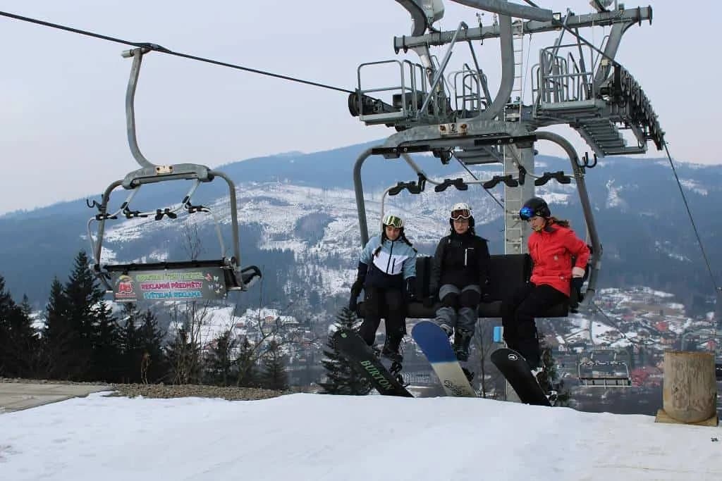 Fotografie z článku: Lyžařský a snowboardový zájezd v Mostech u Jablunkova