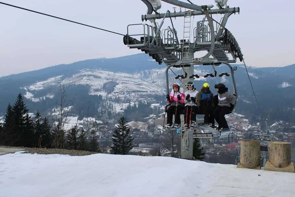 Fotografie z článku: Lyžařský a snowboardový zájezd v Mostech u Jablunkova