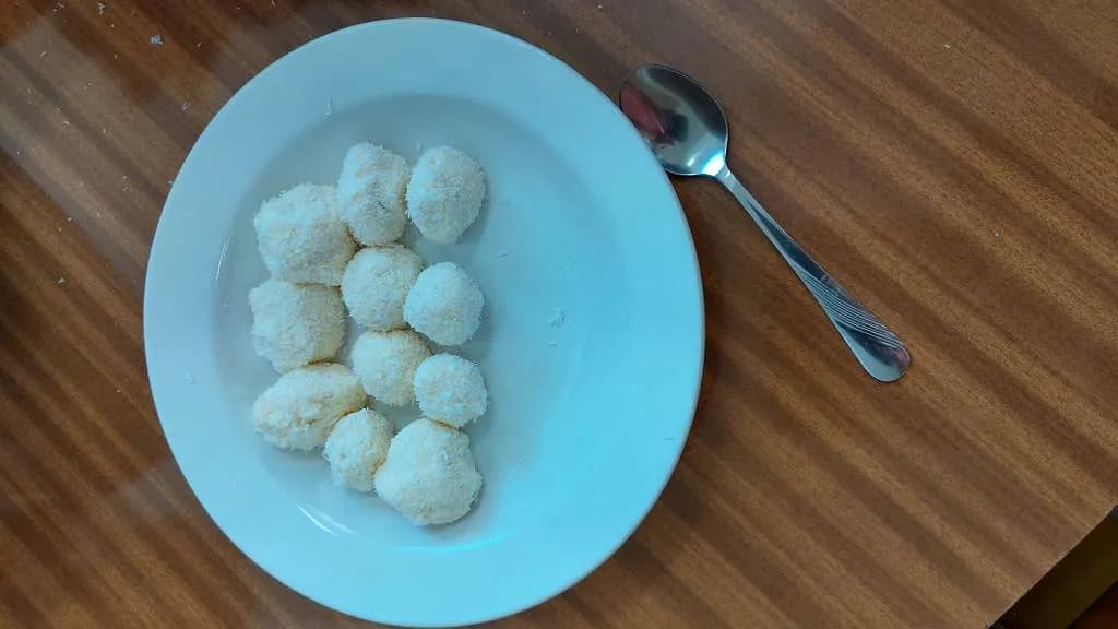 Fotografie z článku: Pracovní činnosti - práce našich žáků