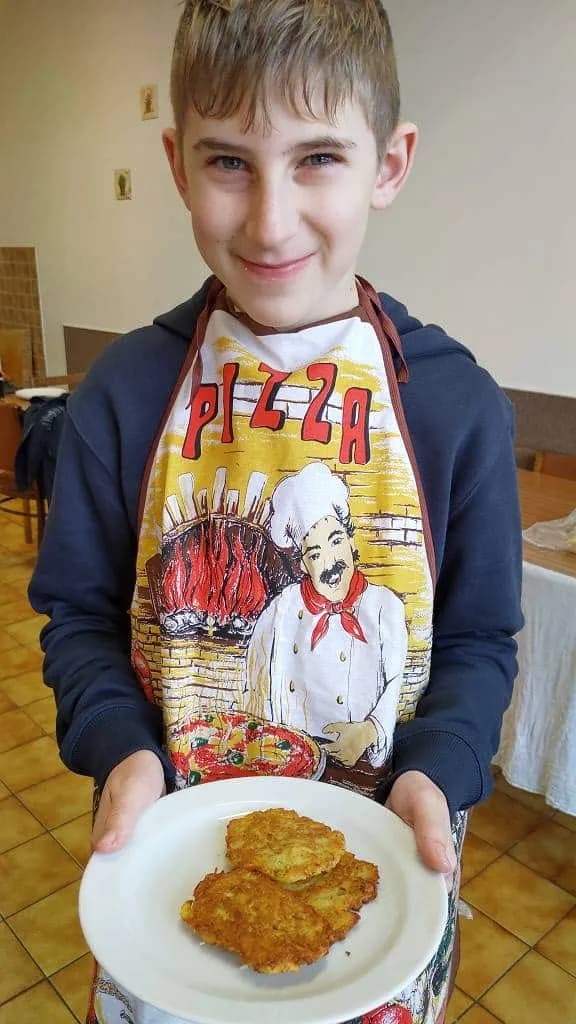 Fotografie z článku: Pracovní činnosti - práce našich žáků