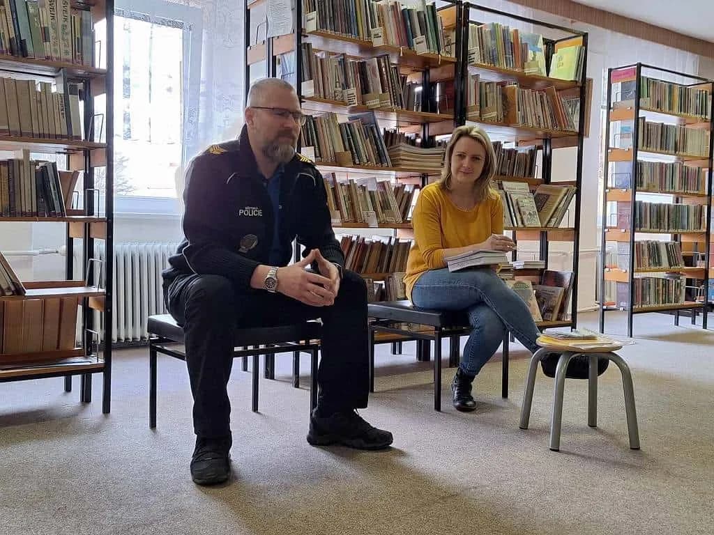 Fotografie z článku: Beseda s panem Komínkem