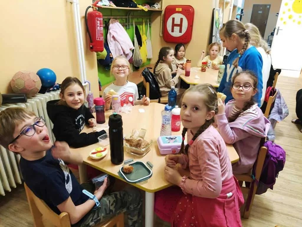 Fotografie z článku: Noc s Andersenem