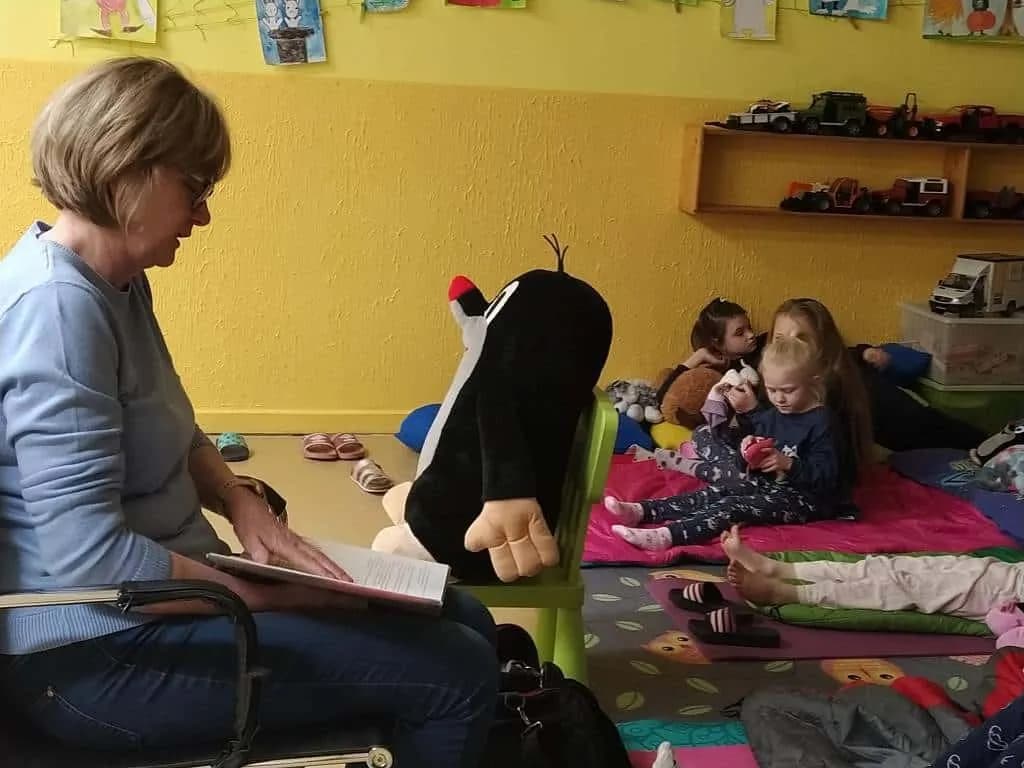Fotografie z článku: Noc s Andersenem