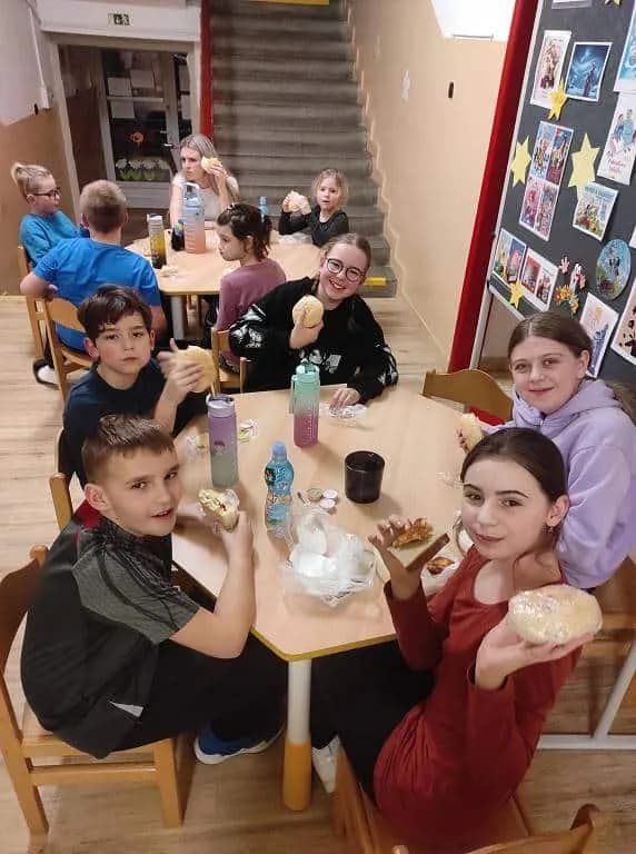 Fotografie z článku: Noc s Andersenem