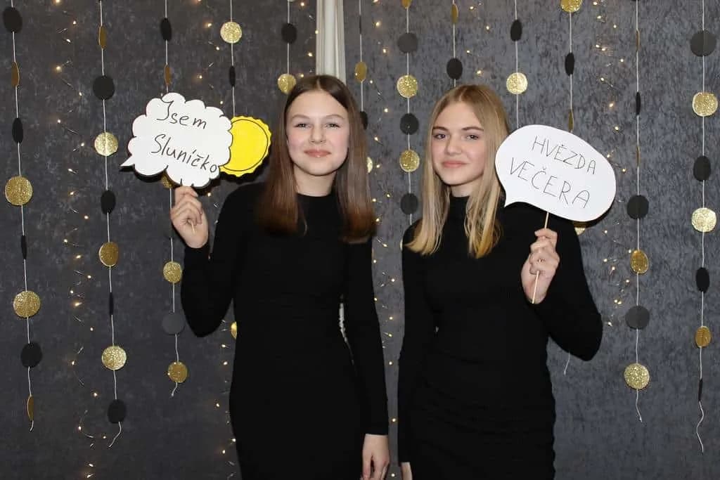 Fotografie z článku: Žákovský ples 2024