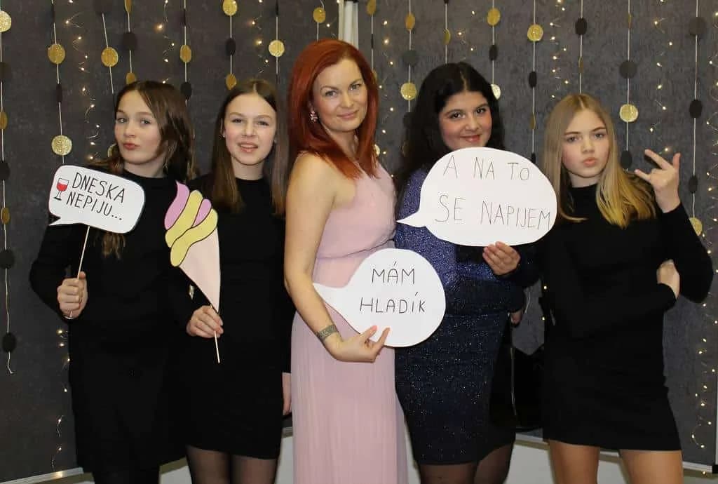 Fotografie z článku: Žákovský ples 2024