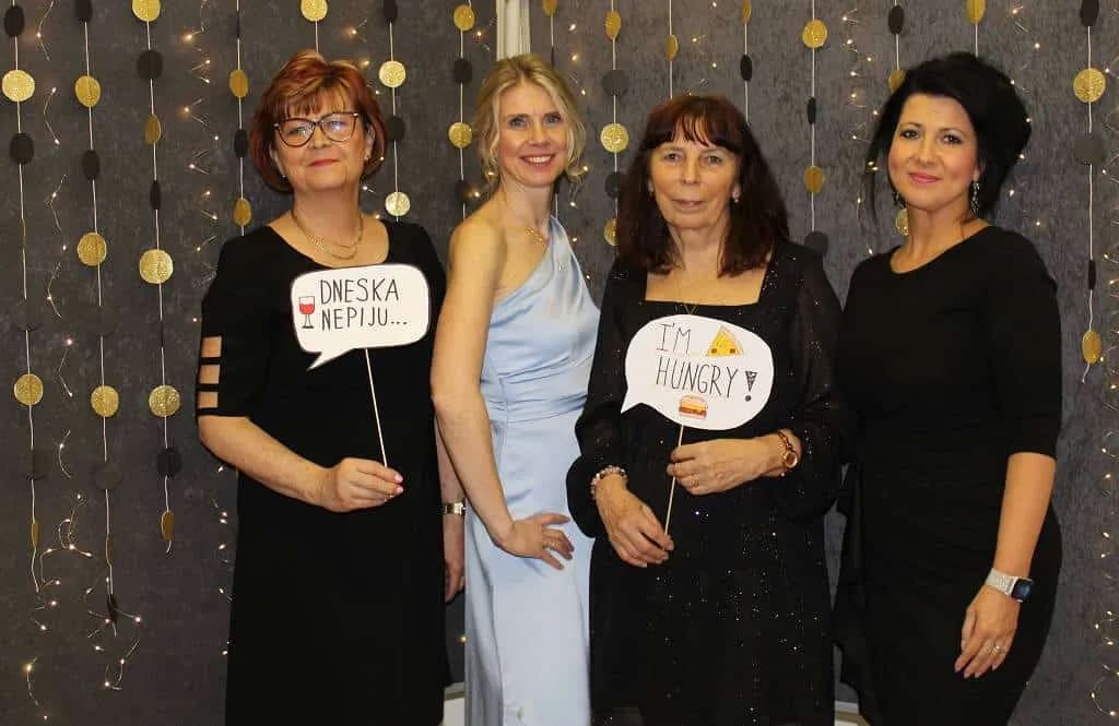 Fotografie z článku: Žákovský ples 2024