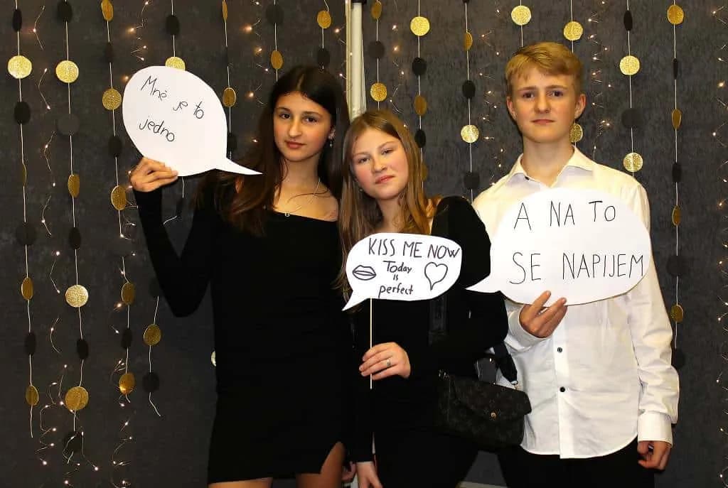 Fotografie z článku: Žákovský ples 2024