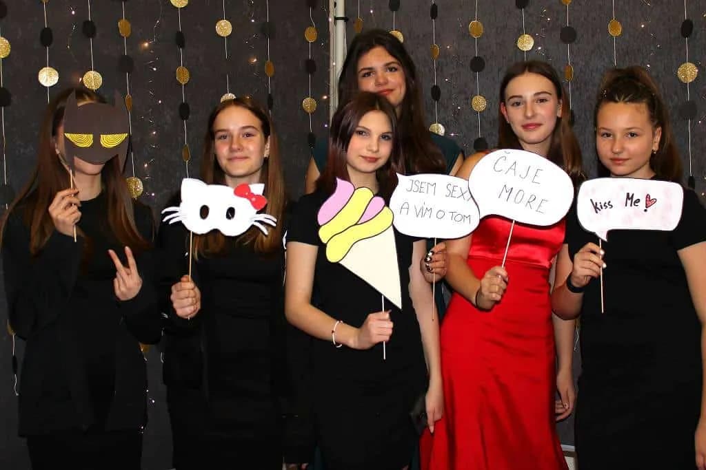 Fotografie z článku: Žákovský ples 2024