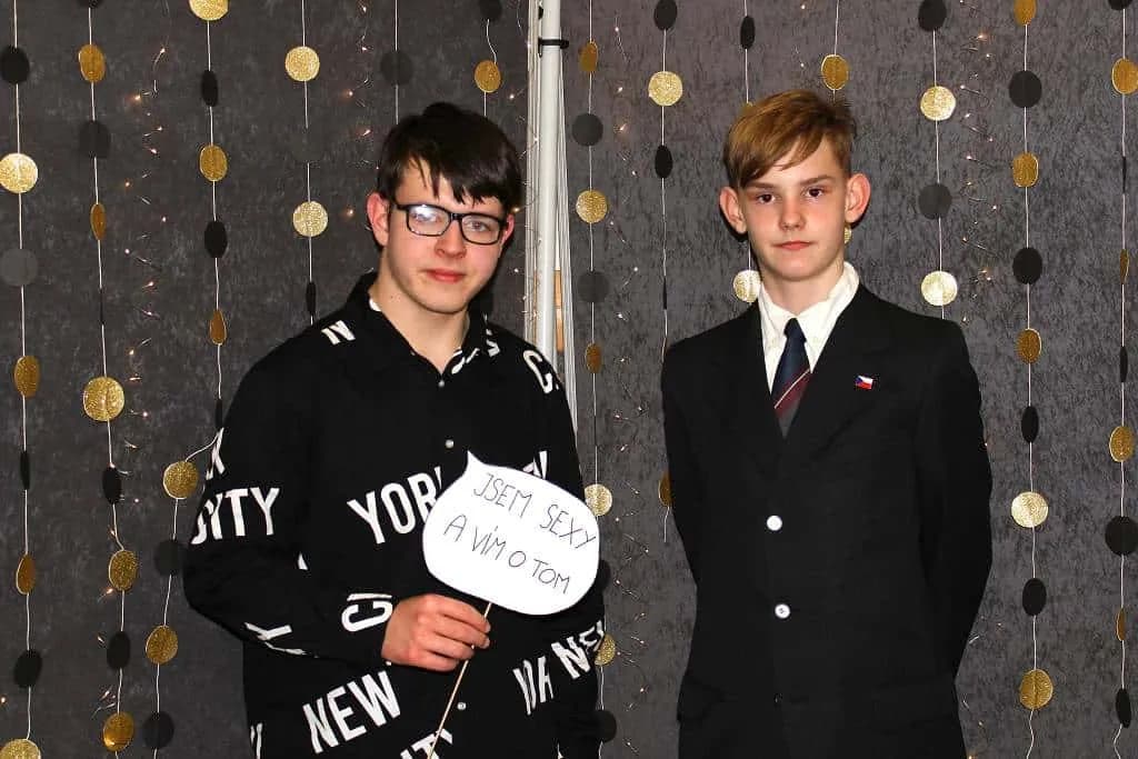 Fotografie z článku: Žákovský ples 2024