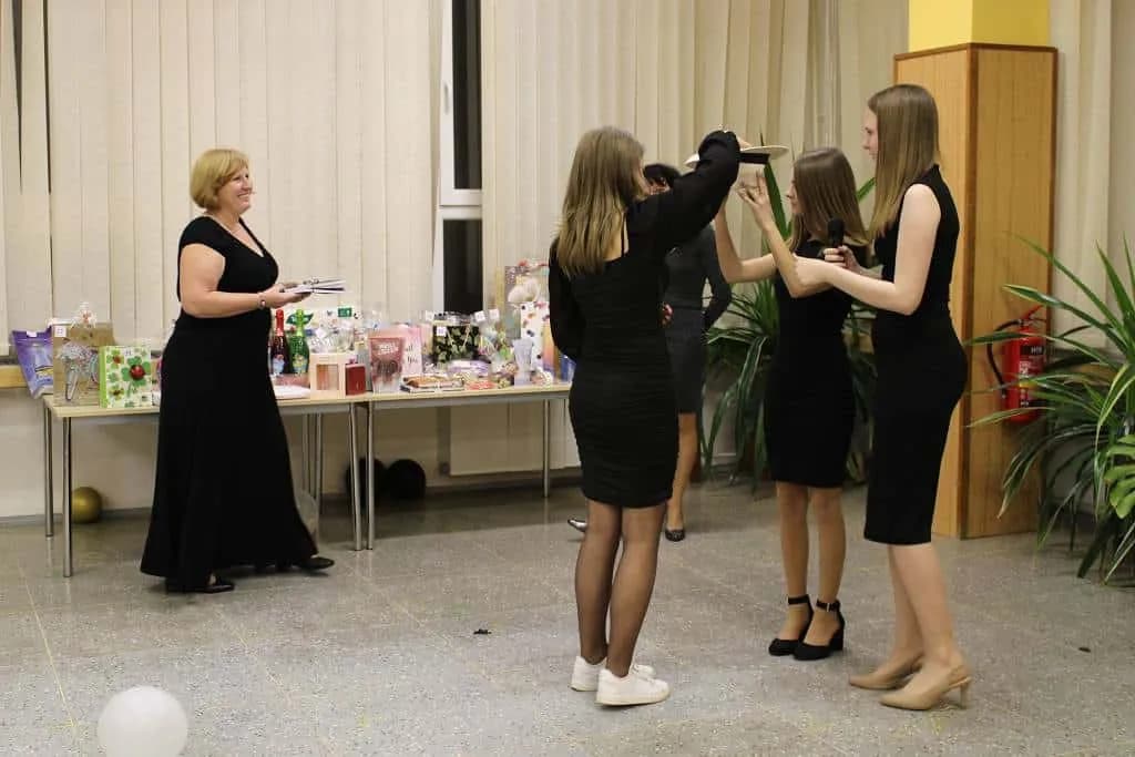 Fotografie z článku: Žákovský ples 2024