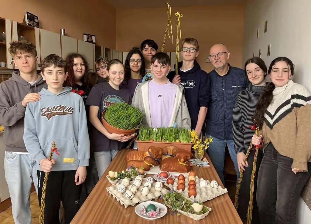 Fotografie z článku: Španělští žáci z Cadizu na návštěvě v Horní Moštěnici