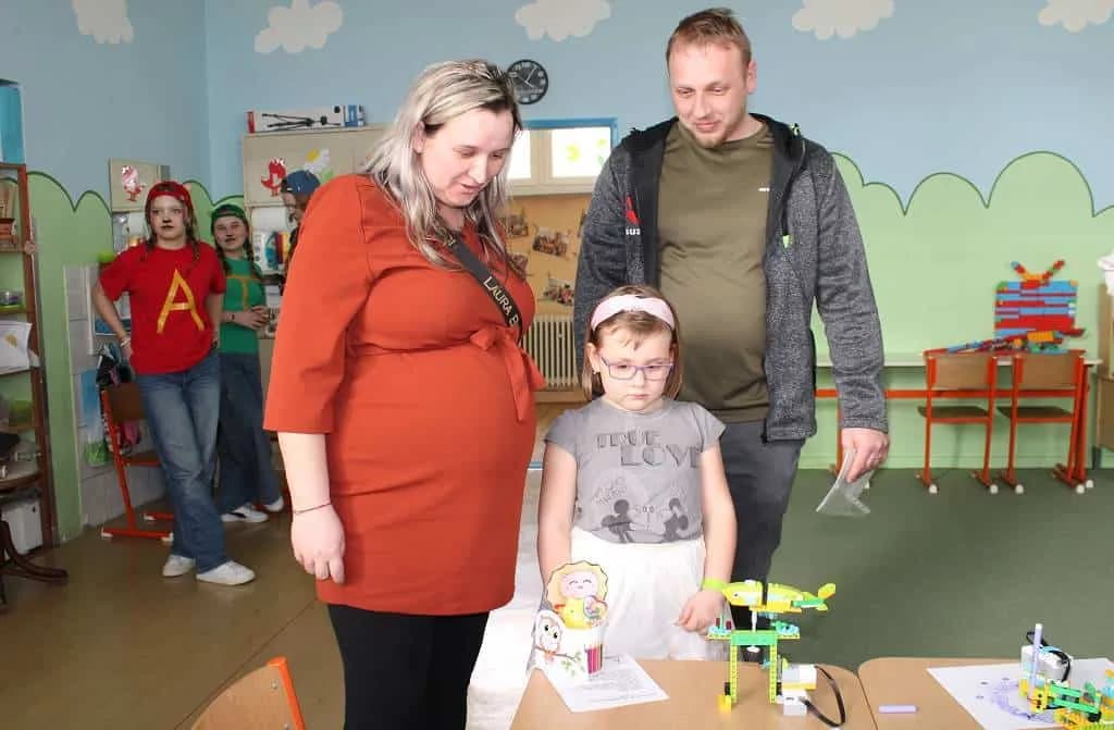 Fotografie z článku: Jak jsme byli u zápisu
