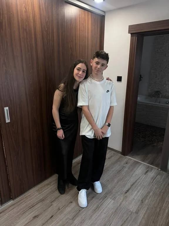 Fotografie z článku: Španělští žáci z Cadizu na návštěvě v Horní Moštěnici