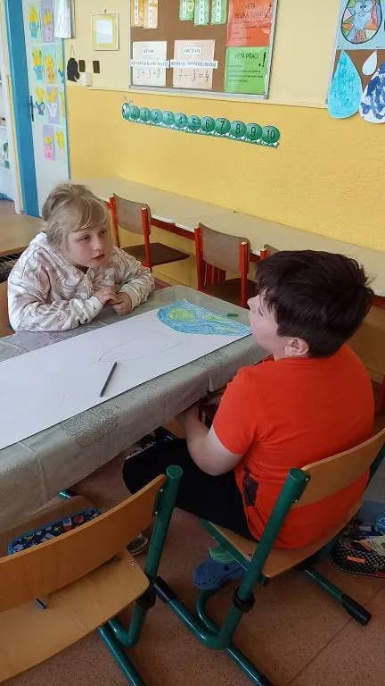 Fotografie z článku: Den kosmonautiky ve II. B
