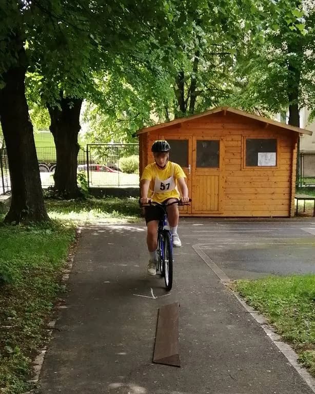 Fotografie z článku: Dopravní soutěž mladých cyklistů