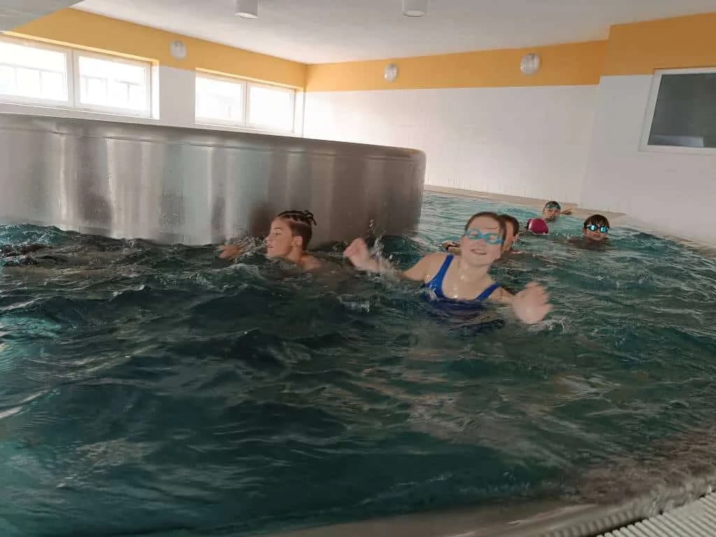 Fotografie z článku: Poslední plavání