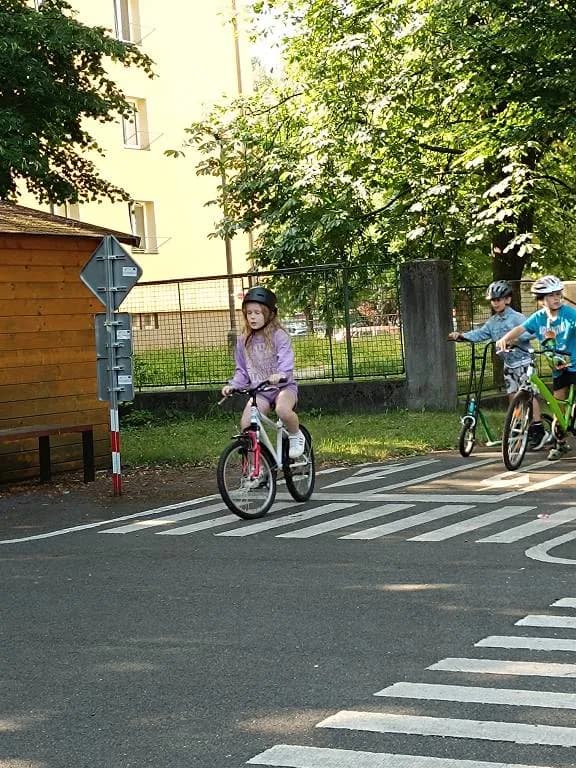 Fotografie z článku: Dopravní výchova se III. A a IV. A