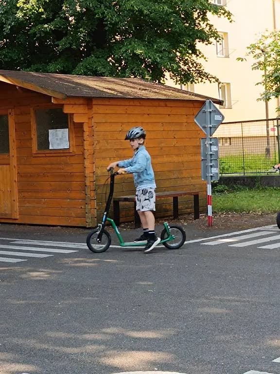 Fotografie z článku: Dopravní výchova se III. A a IV. A