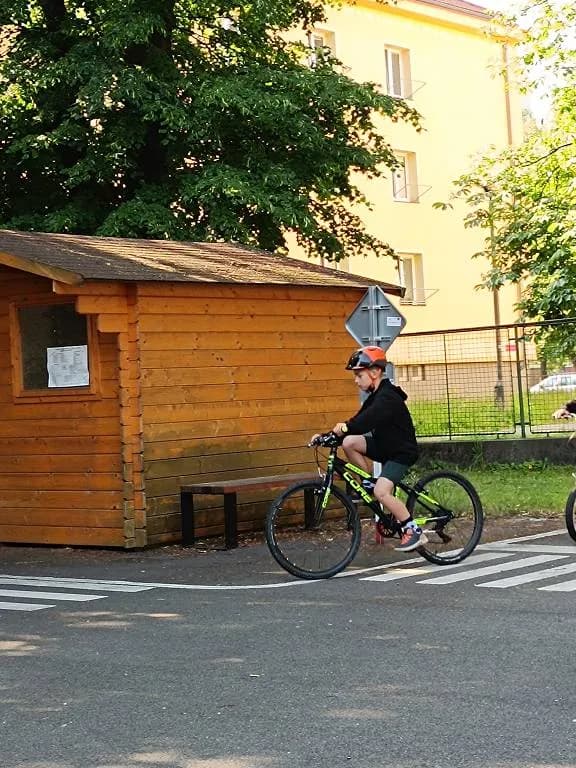 Fotografie z článku: Dopravní výchova se III. A a IV. A