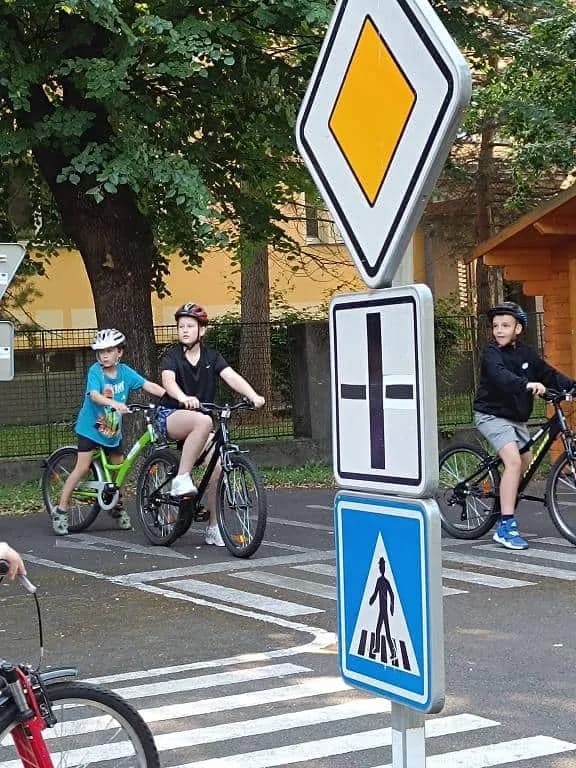 Fotografie z článku: Dopravní výchova se III. A a IV. A