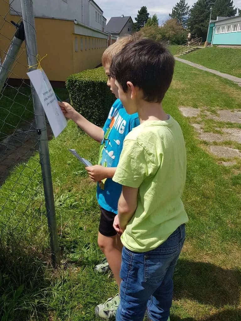 Fotografie z článku: Jarní stezka přírodou u Veverek