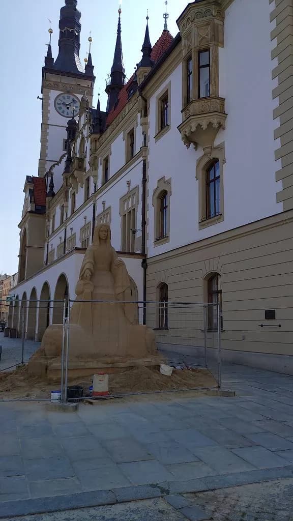 Fotografie z článku: Výlet VIII.B do Olomouce