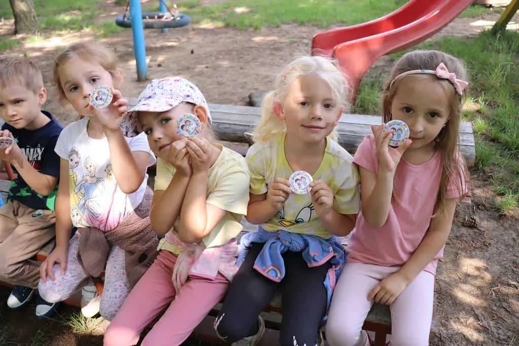 Fotografie z článku: Koťata a ll. A spolu kamarádí