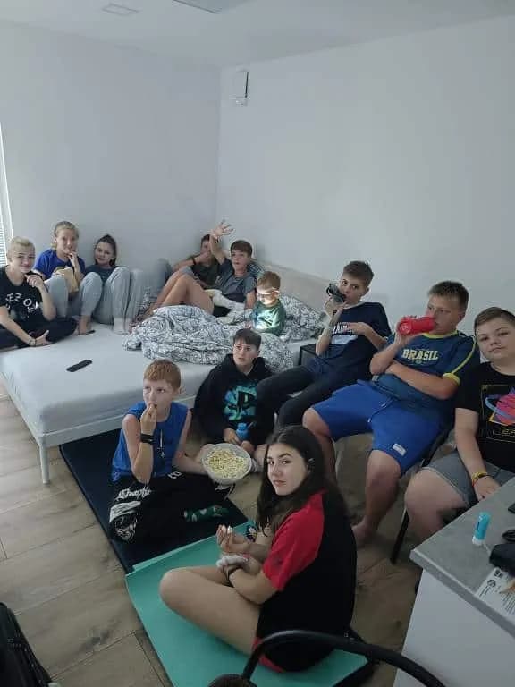 Fotografie z článku: Výlet VI. B do Rožnova p. R.