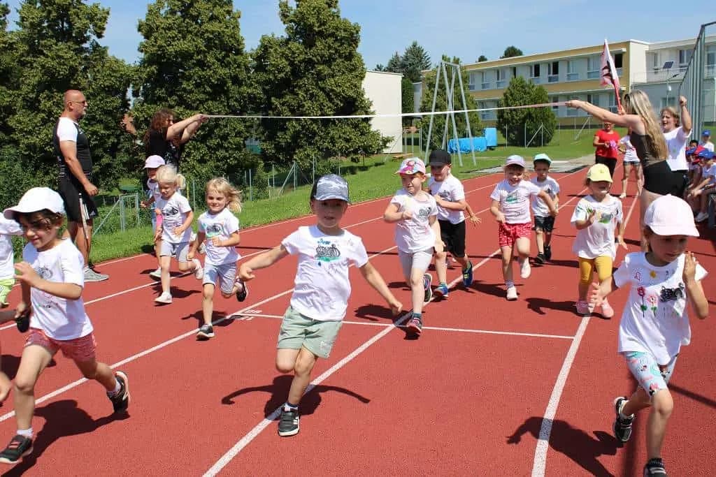Fotografie z článku: Olympijský běh v ZŠ i MŠ