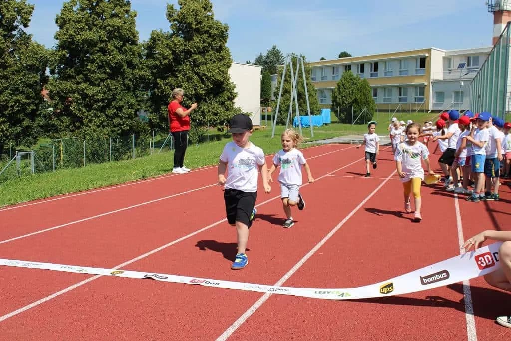 Fotografie z článku: Olympijský běh v ZŠ i MŠ