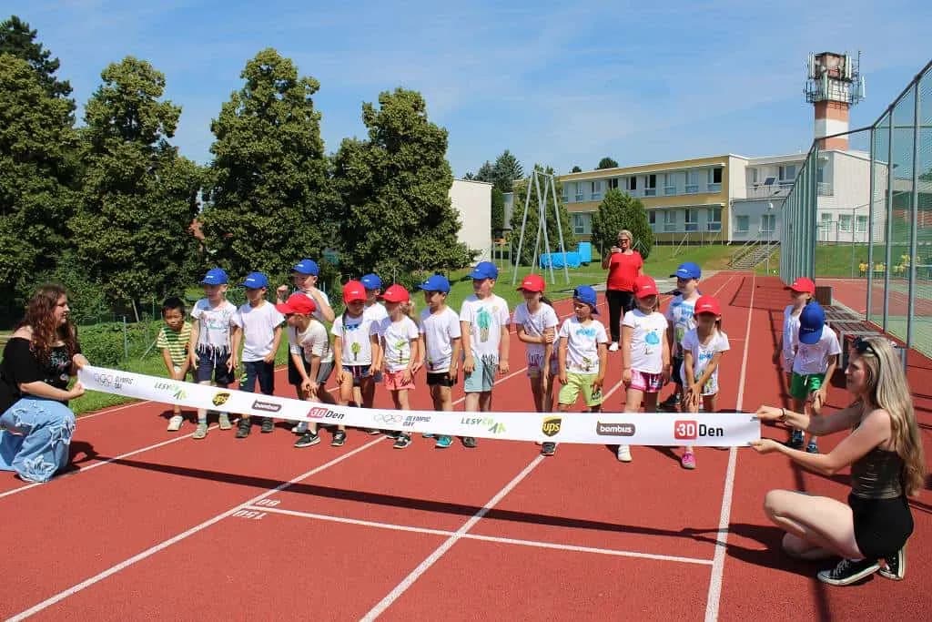 Fotografie z článku: Olympijský běh v ZŠ i MŠ