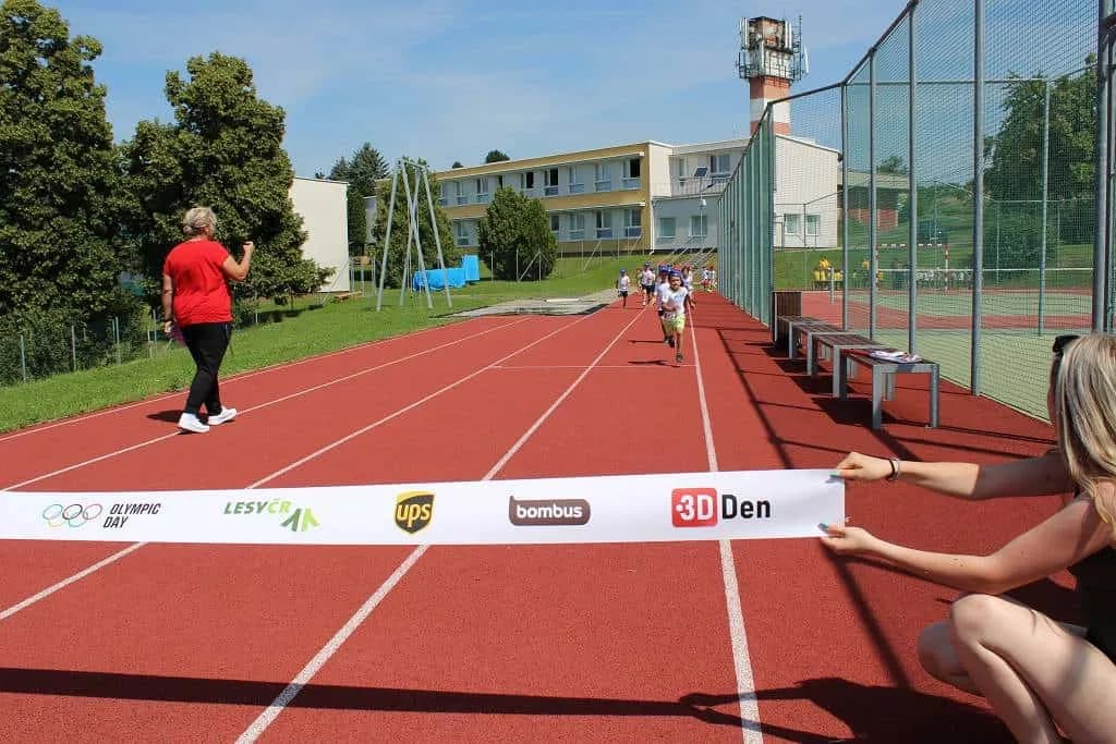 Fotografie z článku: Olympijský běh v ZŠ i MŠ